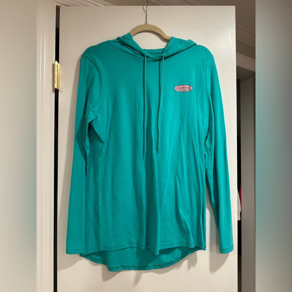 Blue/green vineyard vines hooded shirt